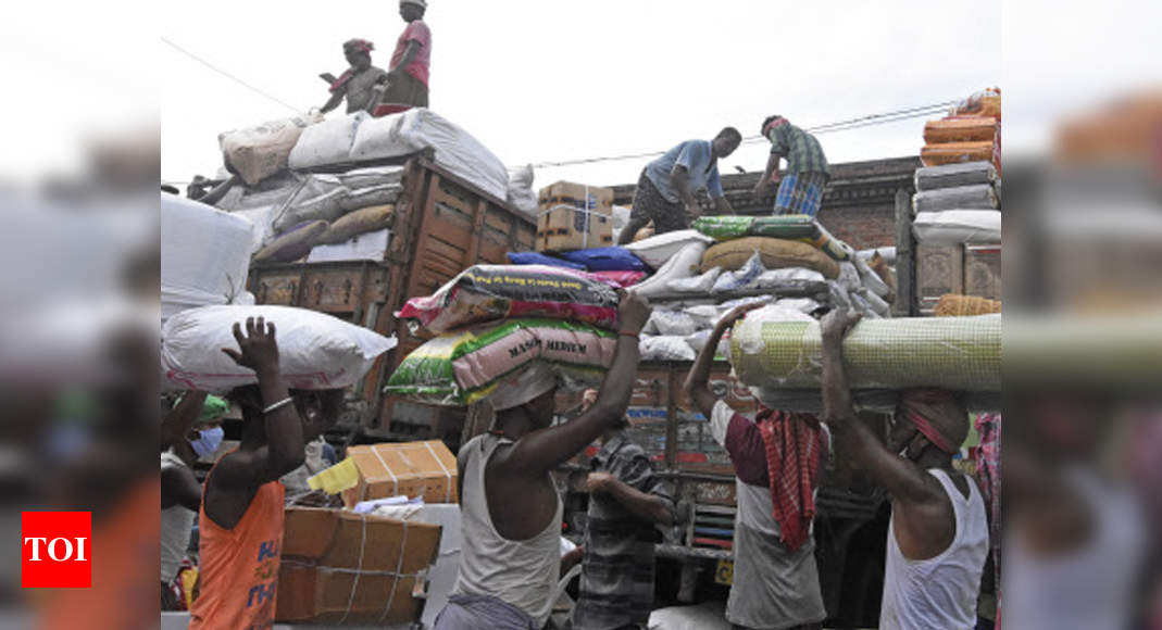 Kolkata: Hint of eco turnaround in reverse migration trend | Kolkata News