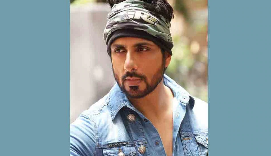 ১৭০ জন তরুণীকে কেরল থেকে ভুবনেশ্বর পাঠিয়ে ওড়িশা থেকে অঢেল ভালবাসা পাচ্ছেন সোনু