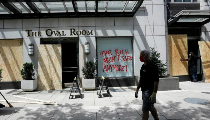 শ্বেতাঙ্গদের বয়কট, মার্কিন মুলুকে লক্ষ্মীলাভ কৃষ্ণাঙ্গদের রেস্তোরাঁয়