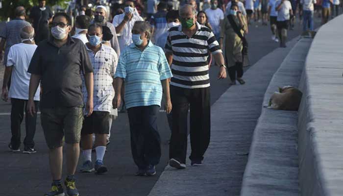 মাস্ক না পরে বেরলে ৬ মাসের জেল, ৫ হাজার টাকা জরিমানার ঘোষণা এই সরকারের