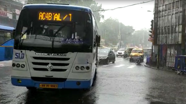 কলকাতার রাজপথে নামল আরো বেশি সংখ্যক বাস