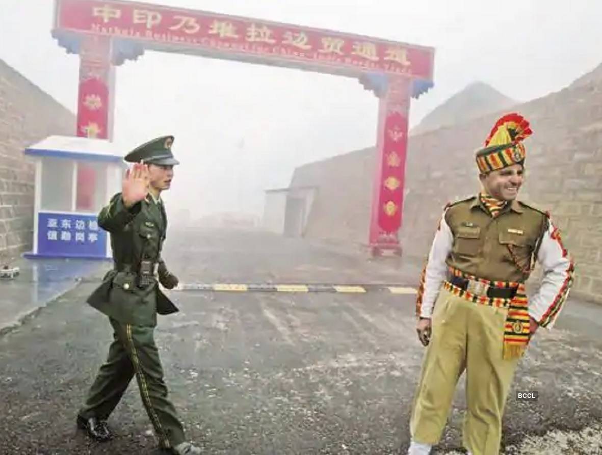 India China Border News Live Updates: Inda vs China ভারত-চিন মুখোমুখি LIVE: আজ লেহ সফরে বিপিন রাওয়াত – India China: Gen Bipin Rawat To Reach Border Today Amid Disengagement Talks With China
