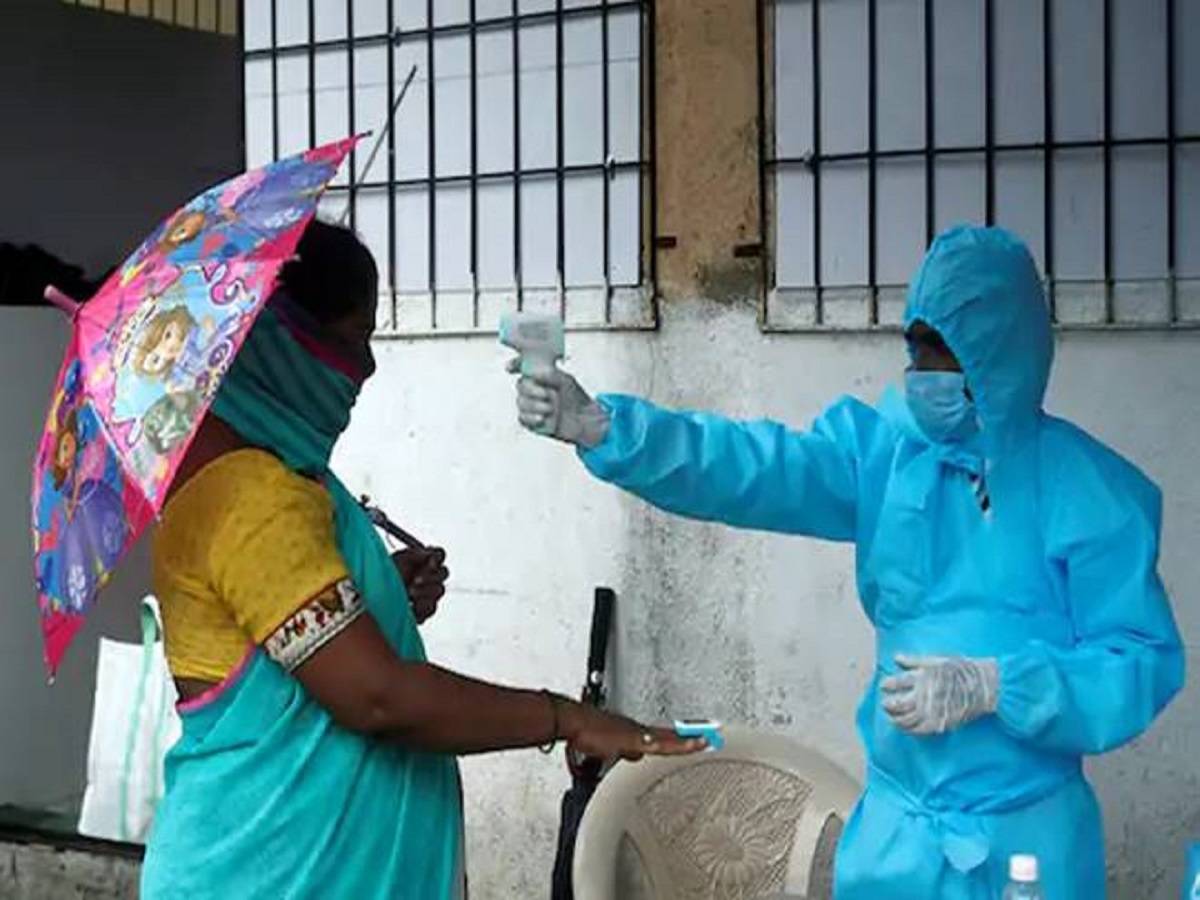 Coronavirus India update: ২৪ ঘণ্টায় ৩০০০+ করোনা আক্রান্ত! ‘একমাত্র ভগবান পারেন রক্ষা করতে,’ বললেন হতাশ স্বাস্থ্যমন্ত্রী – ‘only god can save us from covid-19,’ says karnataka health minister