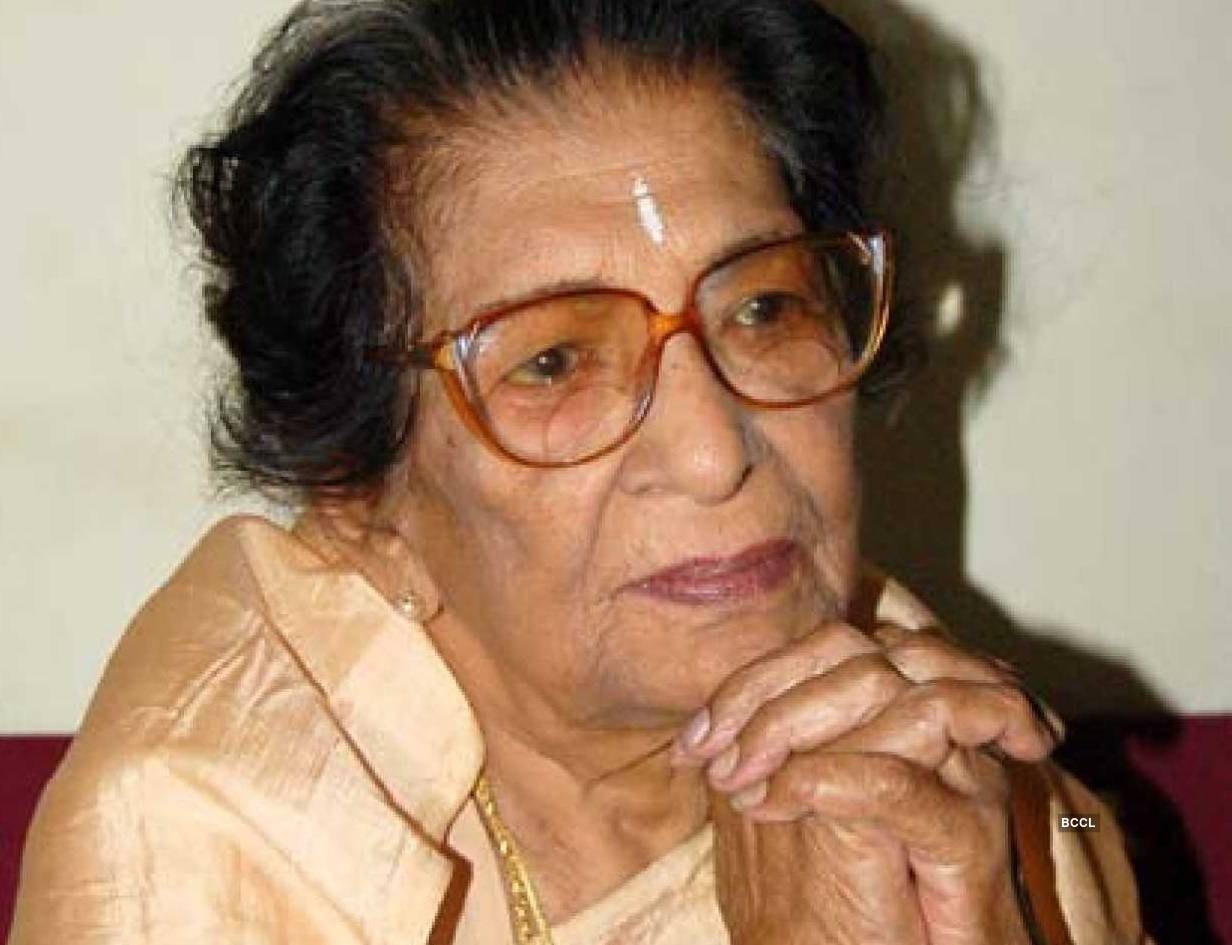 amalashankar: প্রয়াত কিংবদন্তী নৃত্যশিল্পী অমলাশঙ্কর, বয়স হয়েছিল ১০১ – eminent dancer amala shankar died at 101 years