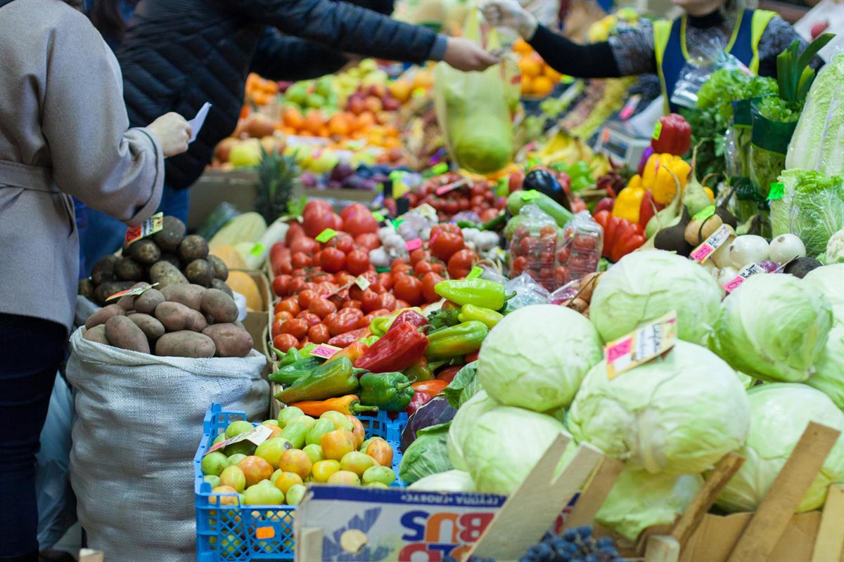As more go hungry and malnutrition persists, achieving Zero Hunger by 2030 in doubt, UN report warns