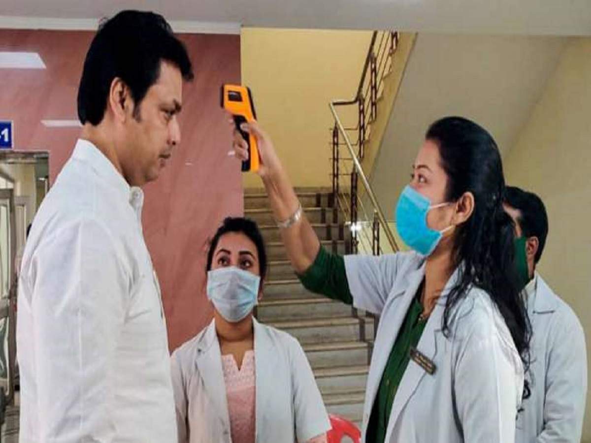 biplab deb: পরিবারের দুই সদস্য করোনা পজিটিভ, সেলফ-আইসোলেশনে ত্রিপুরার মুখ্যমন্ত্রী – tripura chief minister biplab kumar deb goes in self-isolation after two family members test coronavirus covid-19 positiv
