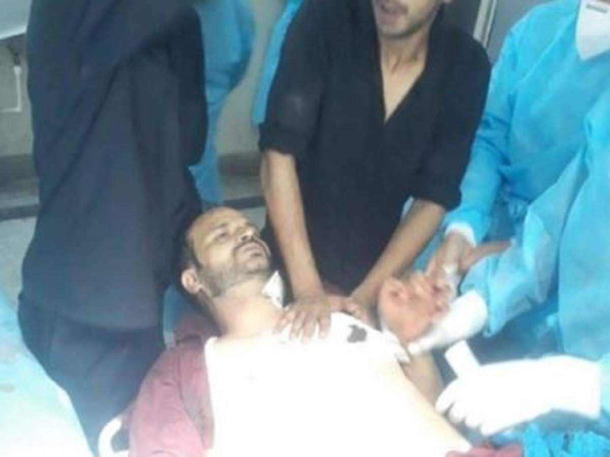 Militant attack: কাশ্মীরে জঙ্গিহামলা, গুলিবিদ্ধ বিজেপির সরপঞ্চ – bjp sarpanch injured in militant attack in kashmir