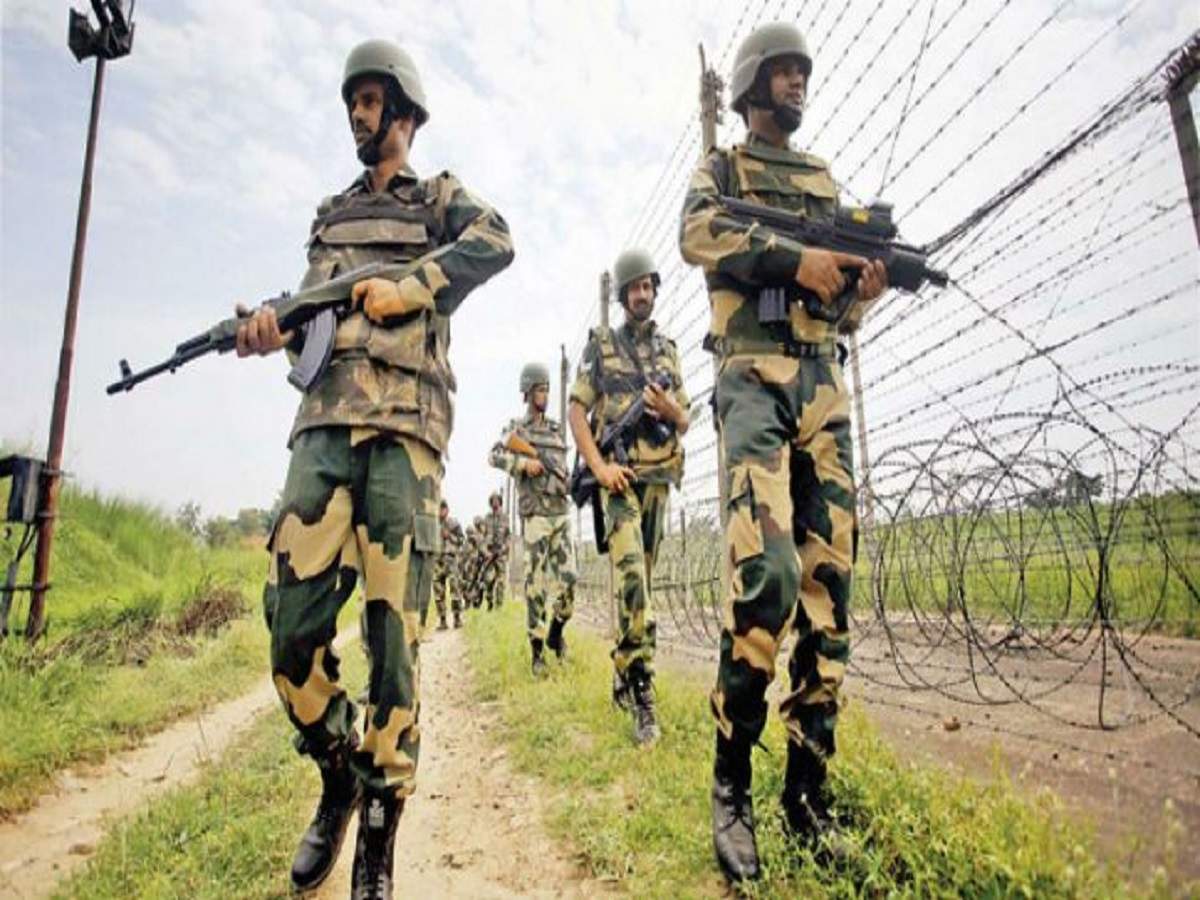 bsf jawan killed 2 colleagues: মানসিক নির্যাতনের শিকার হচ্ছিলাম, ২ সহকর্মীকে মেরে বললেন BSF জওয়ান! – there was emotional pressure on bsf jawan, says uttar sutradhar after killing 2 colleagues
