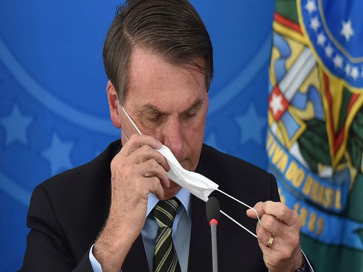 coronavirus: ব্রাজিলে করোনায় মৃত্যু ছাড়াল ১ লক্ষ, বহিষ্কৃত স্বাস্থ্যমন্ত্রীর তোপের মুখে বোলসোনারো – brazil’s ex-health minister attacks bolsonaro as covid-19 deaths tops 100,000
