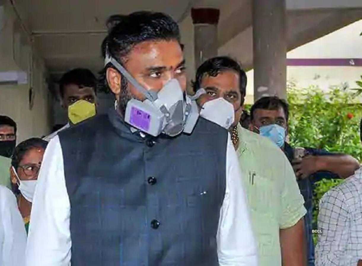 coronavirus: করোনাভাইরাসে আক্রান্ত কর্নাটকের স্বাস্থ্যমন্ত্রী, ভর্তি হাসপাতালে – covid 19: karnataka health min b sriramulu tests positive for coronavirus