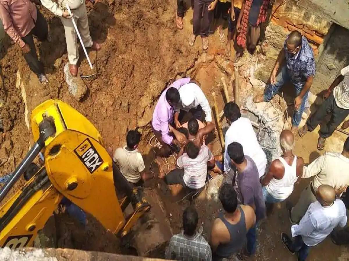 6 workers died inside septic tank: সেপটিক ট্যাংকে বিষাক্ত গ্যাস, অসহায় মৃত্যু ৬ গরিব শ্রমিকের! – in jharkhand’s deoghar 6 workers died after inhaling toxic gas inside septic tank