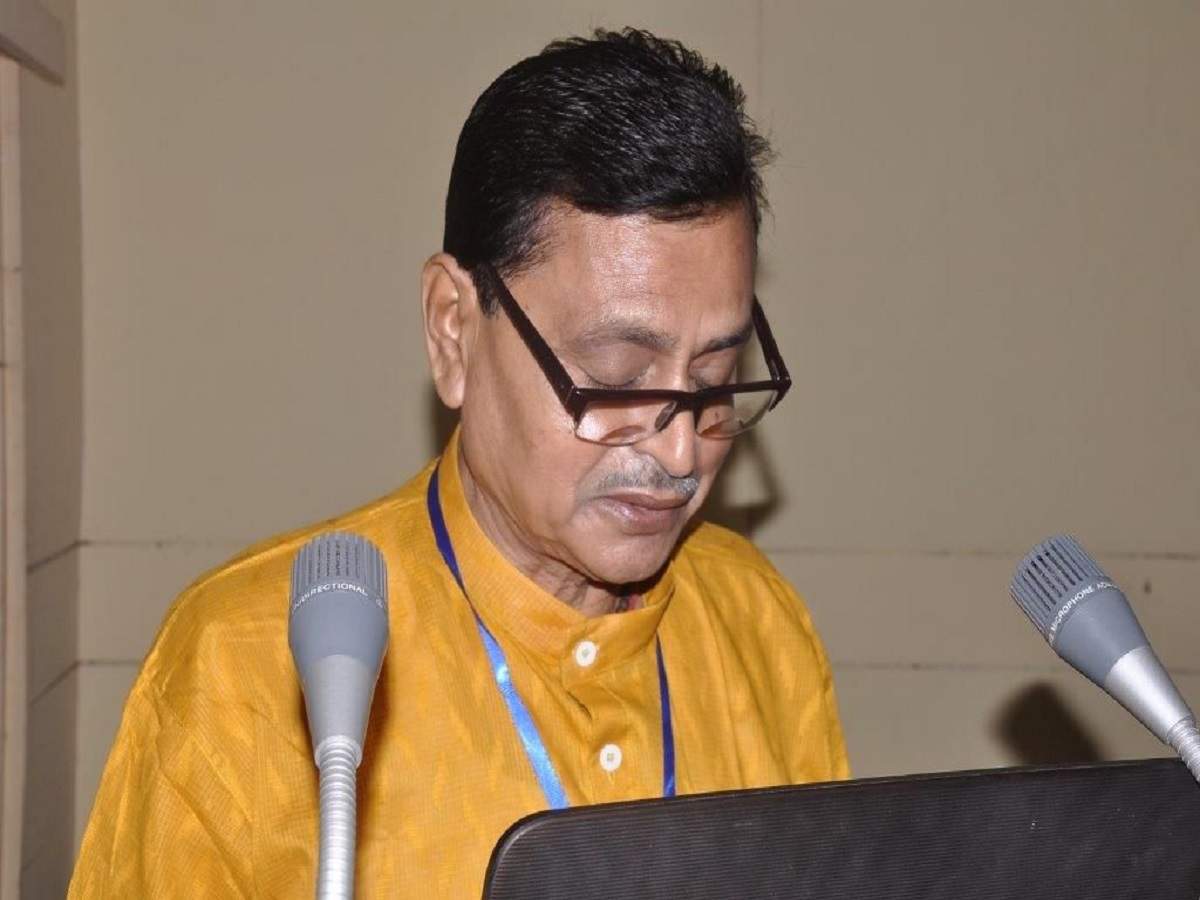 coronavirus: রাজ্যের মন্ত্রী স্বপন দেবনাথ করোনা আক্রান্ত, শ্বাসকষ্ট নিয়ে ভর্তি বেলেঘাটায় – west bengal minister swapan debnath tests positive for covid-19, hospitalised