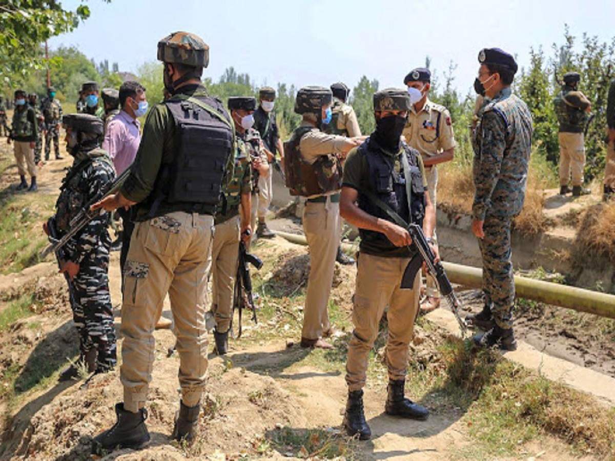 Baramulla Encounter: কাশ্মীরের শীর্ষ LeT জঙ্গি, বিজেপি নেতা ওয়াসিম বারির হত্যাকারী খতম – jammu and kashmir: let top commander involved in killing bjp leader wassem bari neutralised