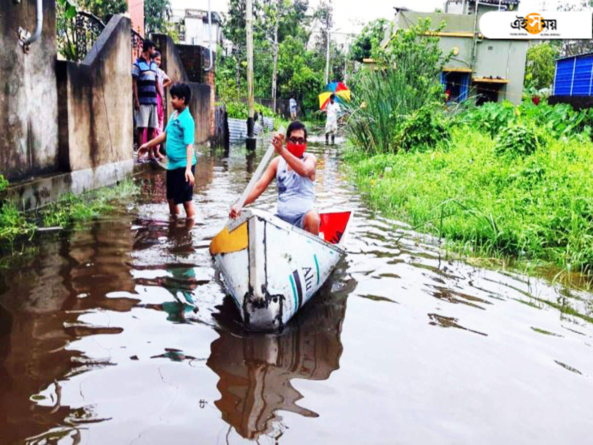weather forecast: ঘনীভূত হতে পারে নতুন নিম্নচাপ, অতি ভারী বৃষ্টিতে ভাসবে দক্ষিণবঙ্গের জেলা! – two low pressure systems are likely to bring widespread, heavy rains in some central and western states in the coming week