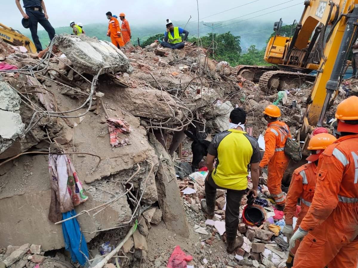 maharashtra building collapsed: মহারাষ্ট্রের রায়গঢ়ে বহুতল ভেঙে মৃত্যু ১৩ জনের, এখনও অনেকের খোঁজ নেই – maharashtra: 13 dead, several missing in raigad building collapse