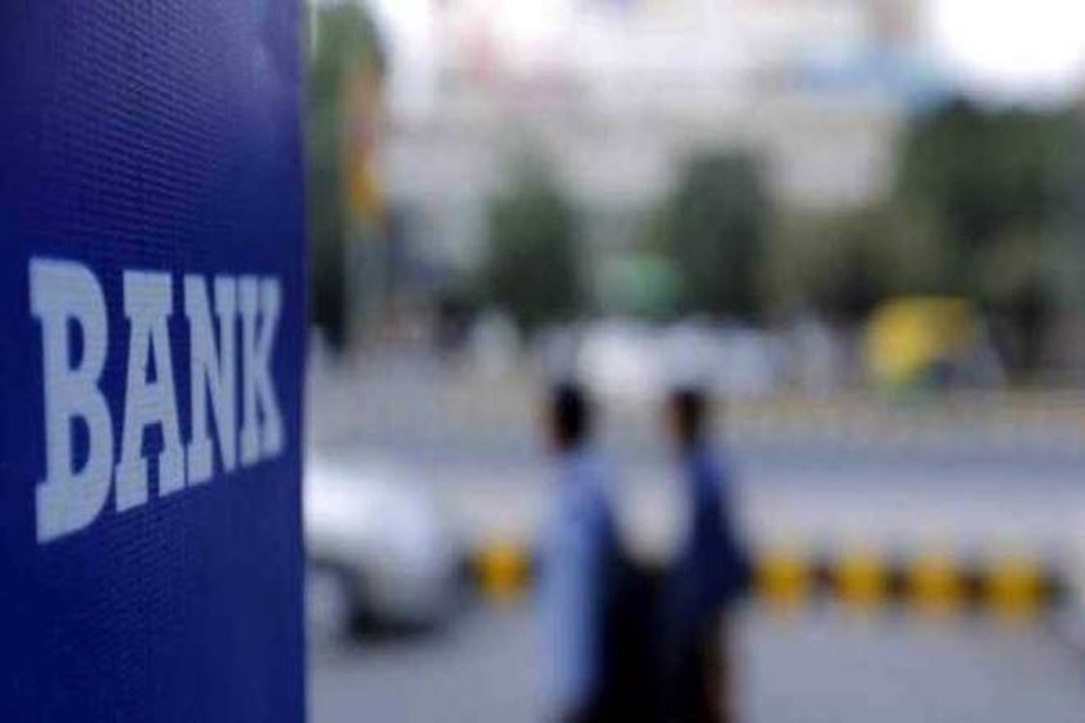 PSU banks may be bogged down by stressed assets, high credit costs; India Ratings cuts outlook