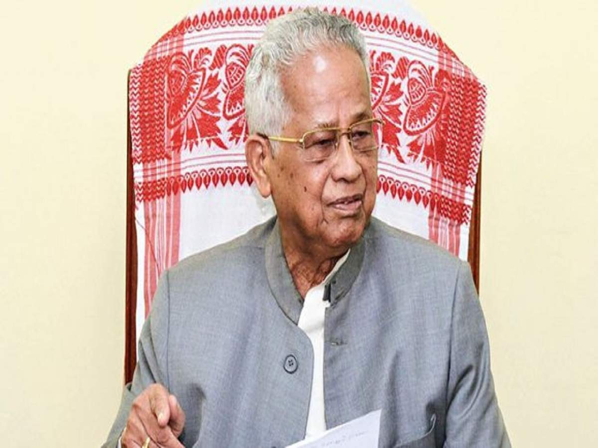 Tarun Gogoi health: শরীরে অক্সিজেন-মাত্রা কমায় কোভিড আক্রান্ত তরুণ গগৈয়ের প্লাজমা থেরাপি – coronavirus positive tarun gogoi given plasma after sudden drop in oxygen level: himanta biswa sarma