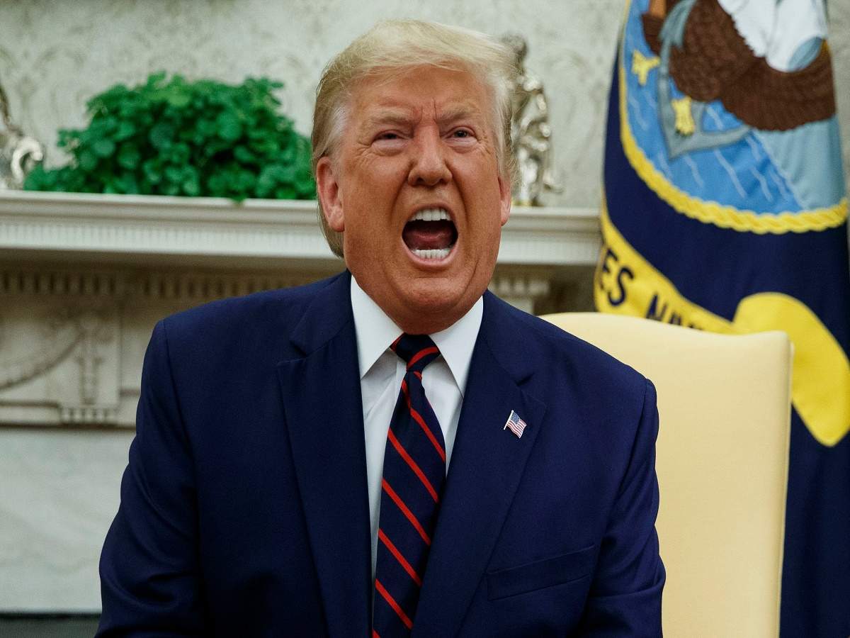 Donald Trump: কেনোশায় পুলিশেরই পক্ষ নিলেন ট্রাম্প, বিক্ষোভকে দেগে দিলেন ‘ঘরোয়া সন্ত্রাস’ – us president donald trump defends police, slams protests as ‘domestic terror’