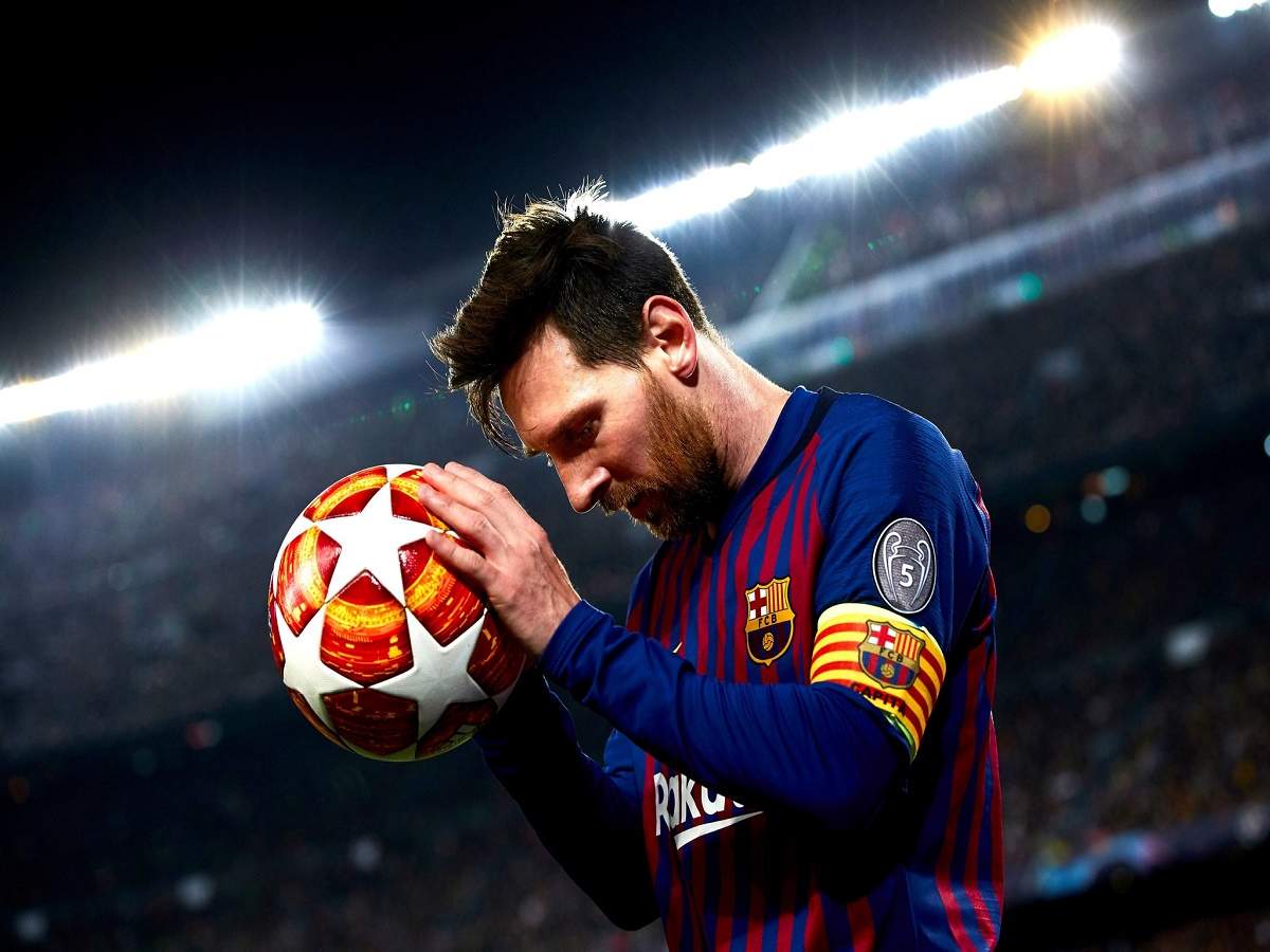 Lionel Messi: আর এক মরশুম বার্সাতেই, অবশেষে ঘোষণা মেসির – lionel messi confirms he will stay at barcelona