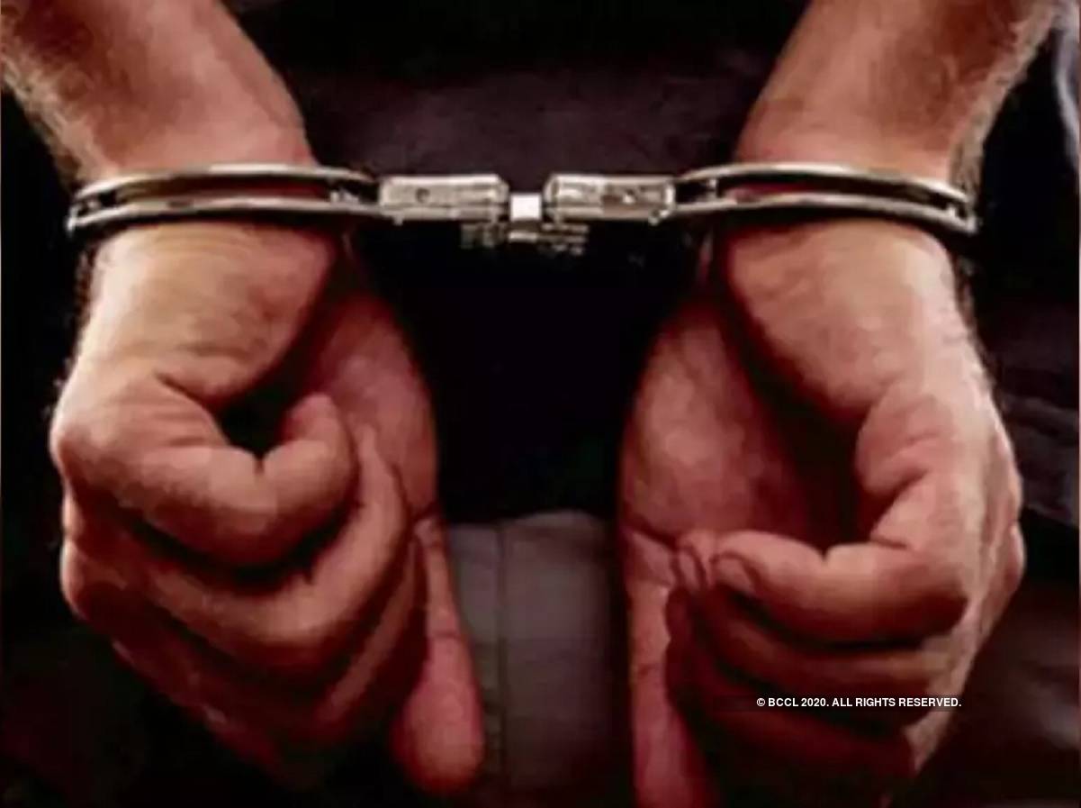 kolkata murder case: মাস্টার্স করেও চাকরি না-পেয়ে হতাশা, ট্যাংরায় বৃদ্ধ বাবাকে খুন নেশাগ্রস্ত ছেলের! – Son Allegedly Killed Father In Kolkata Out Of Depression