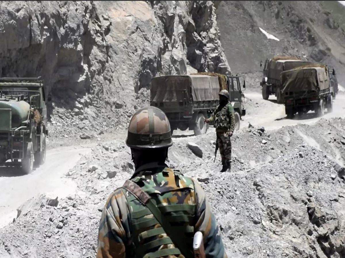 India-China standoff: India-China standoff: লাদাখে উত্তেজনা বাড়ছে, ‘সতর্ক’ করতে দু’পক্ষই গুলি ছুড়ল – india-china standoff: ‘warning shots’ fired in fresh action along lac in eastern ladakh