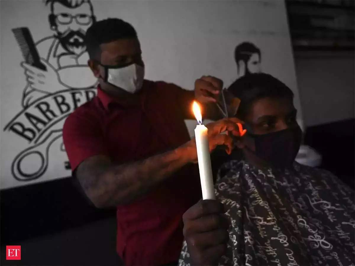 Kolkata power cut: রবি থেকে মঙ্গলবার ব্যাহত হতে পারে বিদ্যুৎ সরবরাহ, গ্রাহকদের বার্তা CESC-র! কিন্তু কেন? – heavy rains forecast in south between from 20 to 22 sept, power supply may hit in cesc areas