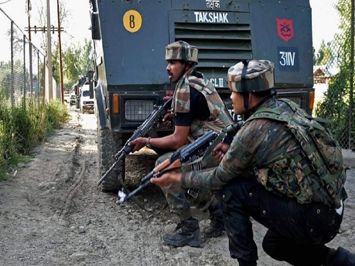 kashmir encounter: জম্মু-কাশ্মীরে ফের এনকাউন্টার, খতম জইশ জঙ্গি – jammu and kashmir: jaish militant gunned down by security forces in budgam encounter, army personnel injured