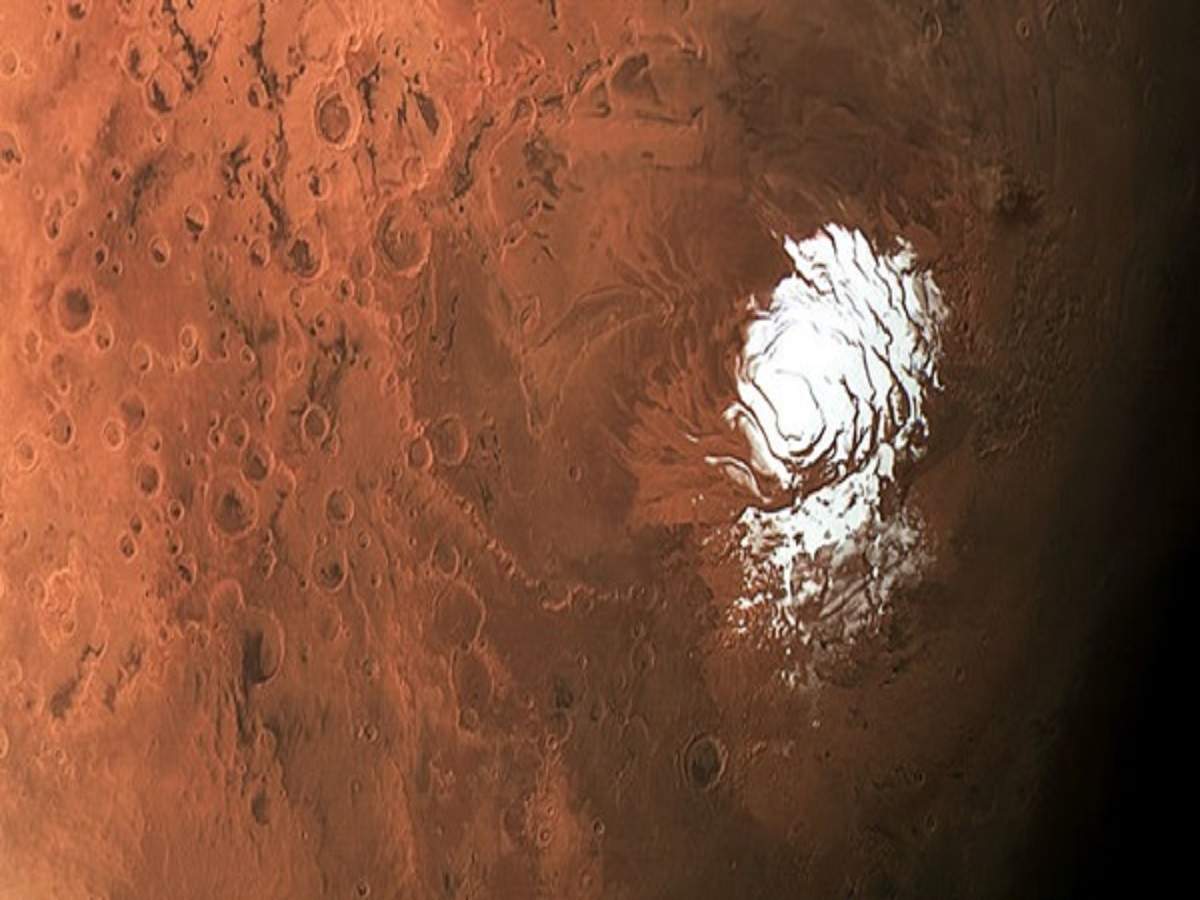 lakes on Mars: Water on Mars: বরফ আচ্ছাদিত লালগ্রহের বুকে আরও তিন হ্রদের সন্ধান পেলেন গবেষকরা – water on red planet: researchers discover 3 buried lakes on mars