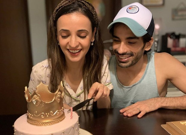 Mohit Sehgal’s birthday wish for wifey Sanaya Irani is going to give you MAJOR couple goals : Bollywood News
