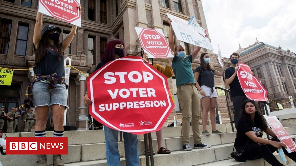 Texas Democrats block ‘discriminatory’ bill on voting