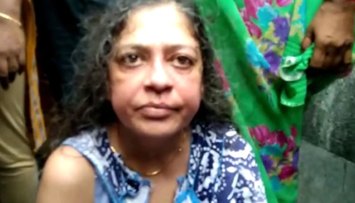 স্বনির্ভর গোষ্ঠীর নামে কোটি টাকা প্রতারণা! বাড়ি গিয়ে অভিযুক্তকে মারধর মহিলাদের