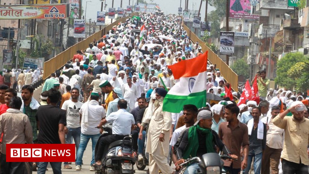 India farmers' protests: Tens of thousands join rally in Uttar Pradesh