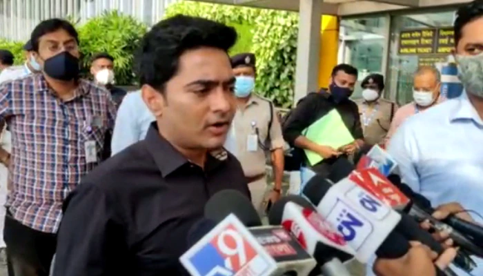 Coal Case: কলকাতার কেস আমাকে ডেকে পাঠিয়েছে দিল্লিতে, রাজধানীর পথে Abhishek