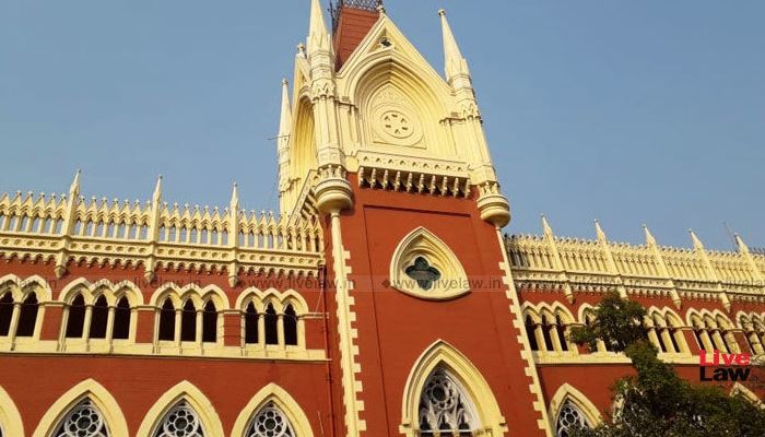 ‘স্কুল সার্ভিস কমিশনের কাজে ভরসা করি না’, মামলা থেকে সরে দাঁড়ালেন বিচারপতি